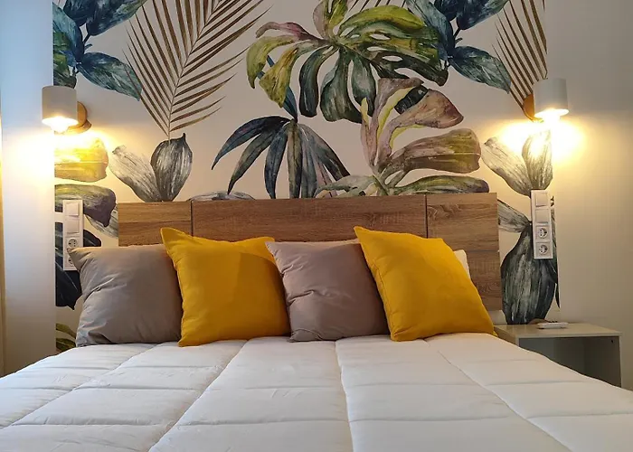 Valdecilla Nuevos Apartment *